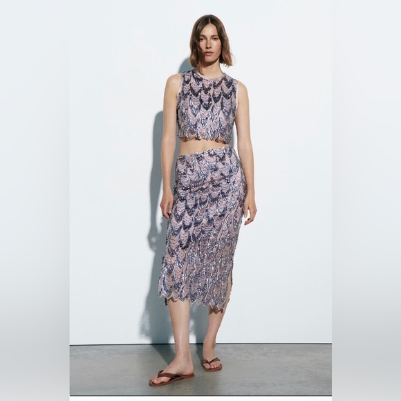 Zara - Picture 1 of 6